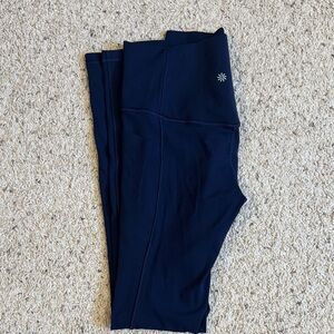 Athleta salutation stash tights